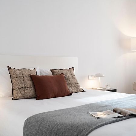 Salado Suites Apartments 塞维利亚 外观 照片