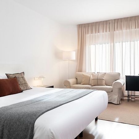 Salado Suites Apartments 塞维利亚 外观 照片